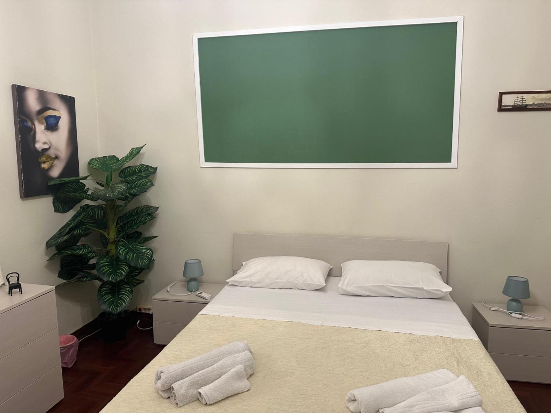 Apartament Dimora Di Maury A Due Passi Dai Trasporti E Da Ballaro Palermo Exterior foto